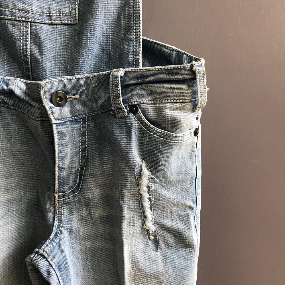 ⚠️⬇️NWOT • Lola detachable bib overalls - Picture 4 of 7